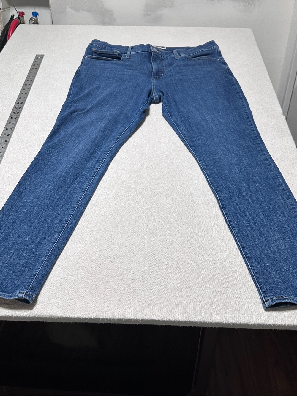 311 Shaping Skinny Levi Strauss Women's Jeans W33 L30